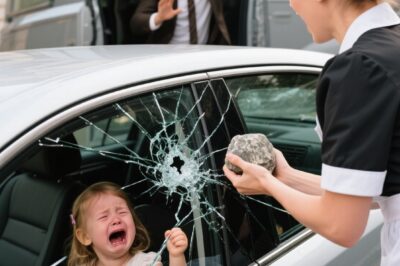 Millionaire’s New Wife Walked Away, Leaving His Daughter in the Car—Until the Maid Stepped In…