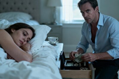 My Husband Slipped Sleeping Pills in My Tea—When I Pretended to Sleep, What I Saw Next Shook Me